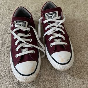 Converse Chuck Taylor All Star Seasonal Maroon Low Top Converse